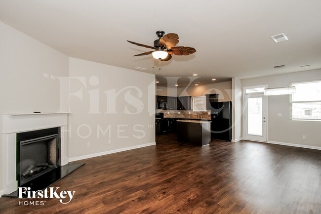 Photo - 11848 Lovejoy Crossing Blvd