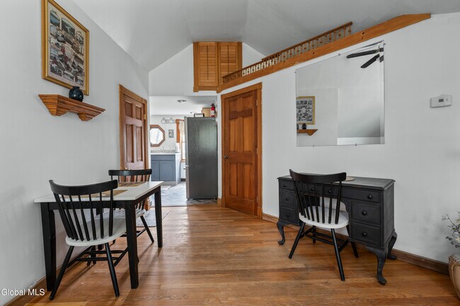 Photo - 92 Walworth St Unit Apt 1
