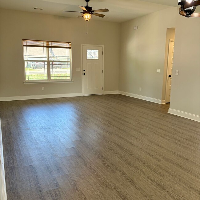 Photo - 3 BEDROOM 2 BATHROOMS