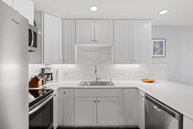 Photo - 104 Cove E Unit 106