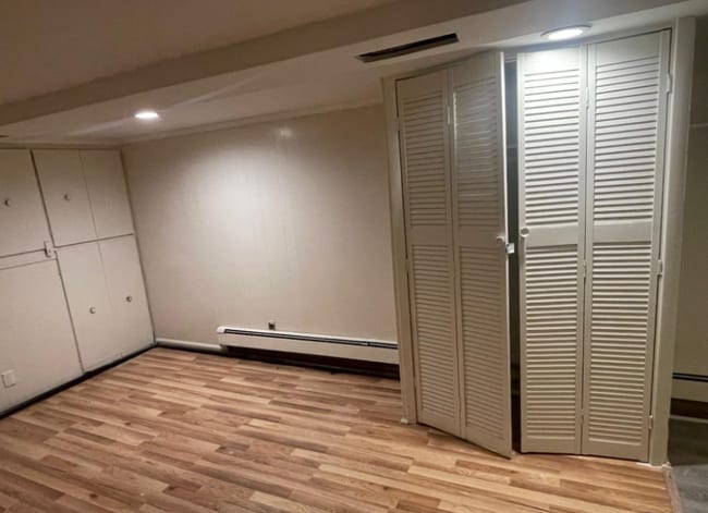 Photo - 595 E 39th St