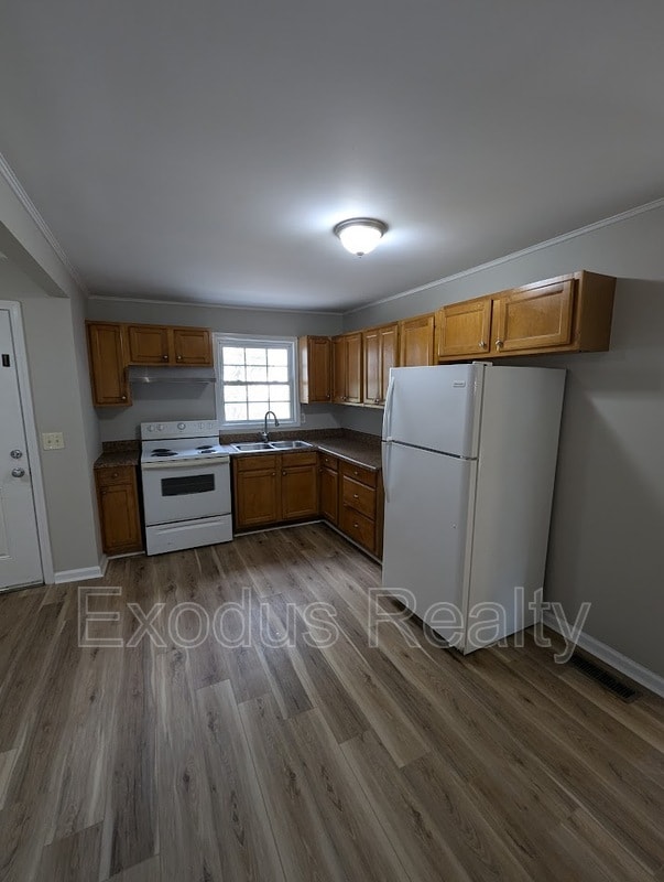 Photo - 1420 Hooker St