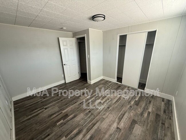 Photo - 3930 Old Bingham Hwy