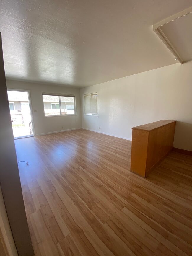 Photo - 714 Pine St Unit #3