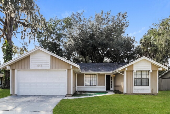 Building Photo - 647 Redwood Dr Rental