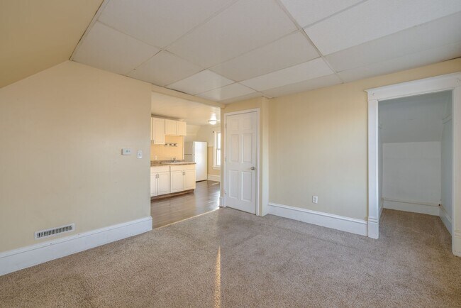 Photo - 343 N Main St Unit 343 1/2 N Main St
