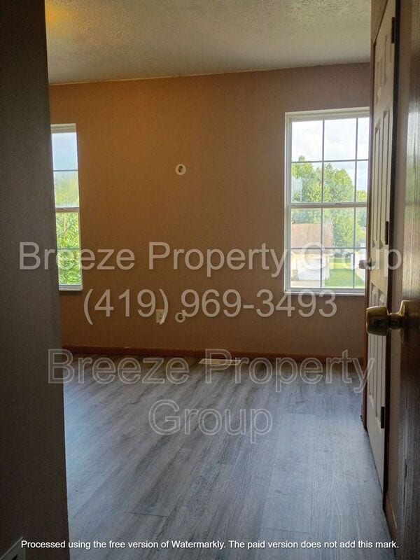 Photo - 2816 Benford Ln