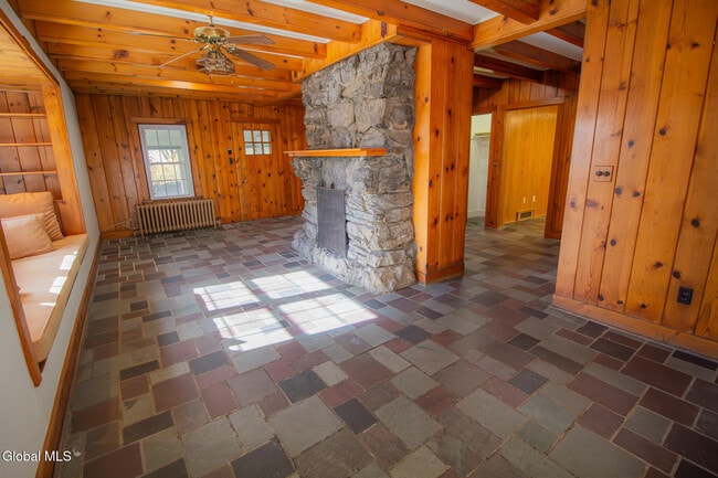 Photo - 183 Old Niskayuna Rd