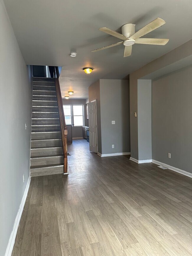 Photo - Spacious Home for Rent! W/D! Close to JHU, KKI and Public Trabsportation!