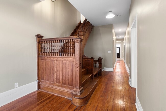 Photo - 2137 Russell Blvd Unit 2137 2F