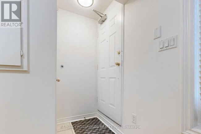 Photo - 312 John St.