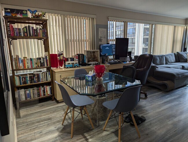 Photo - Incredible 1b1b in downtown Streeterville prime location Unit 1204