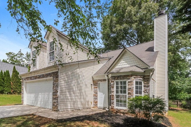 Photo - 2540 Lake Royale Dr