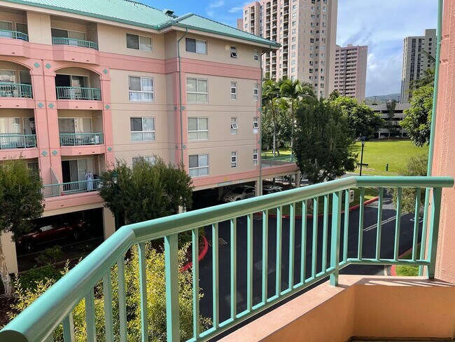 CCV 2 - CCV 2 Apartment Unit 1