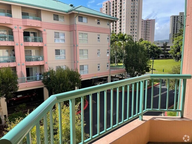 Building Photo - CCV 2 Unit 1 Rental