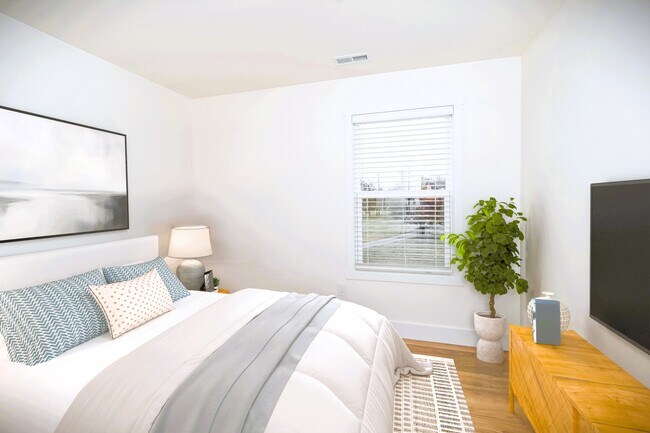 Photo - 2448 Legg Ln