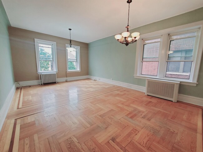 Building Photo - 7612 Park Ave Unit B5