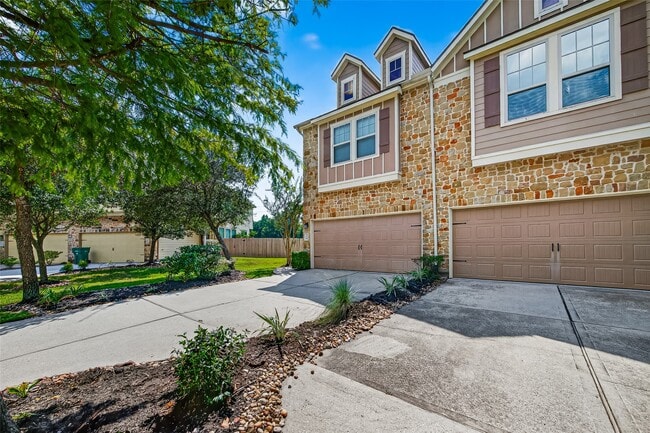 Photo - 110 Cheswood Manor Drive