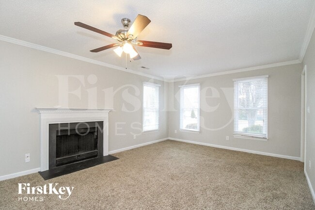 Photo - 3302 Sparrowhawk Dr