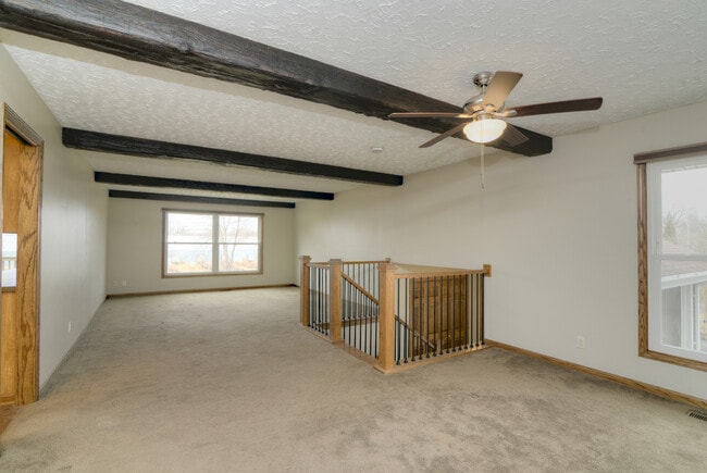 1070 Center Dr