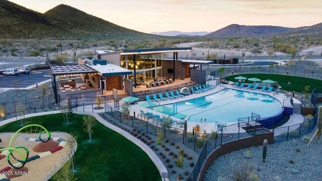 Photo - Gorgeous !! New home 5 bedroom 4 bathroom 3 car garage EV++ Pool/Spa++ in North Peoria