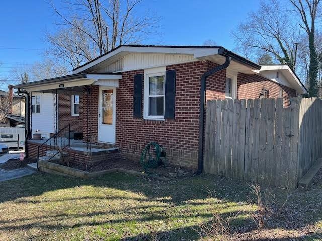 Building Photo - 600 Hebron Rd