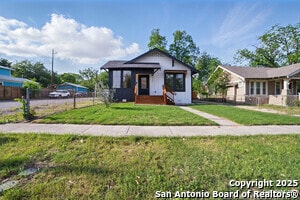 Photo - 727 Hammond Ave