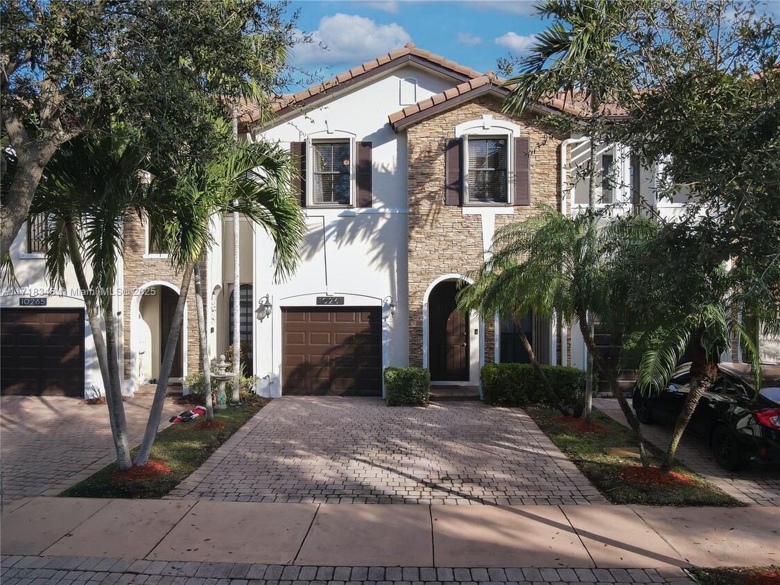 Photo - 10261 NW 32nd Ter (Doral, FL)