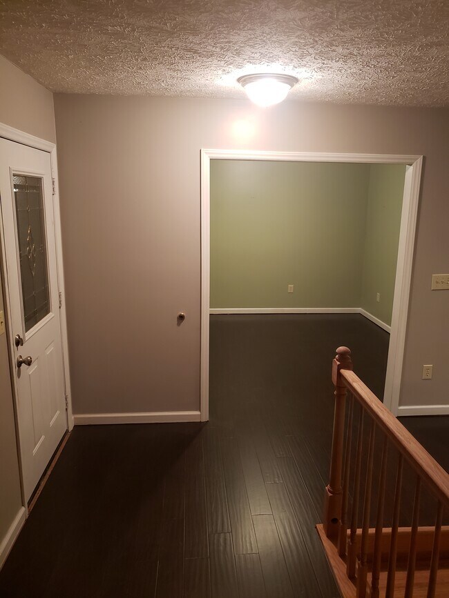 Photo - 251 Rembrandt Dr