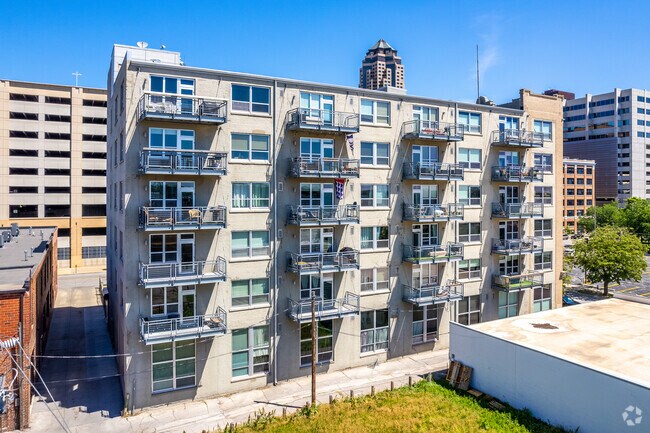 Photo - Harger & Blish Building