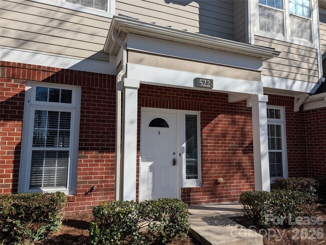 Building Photo - 522 Jetton St