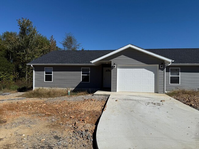 Building Photo - 156 Perseverance Dr Unit 1