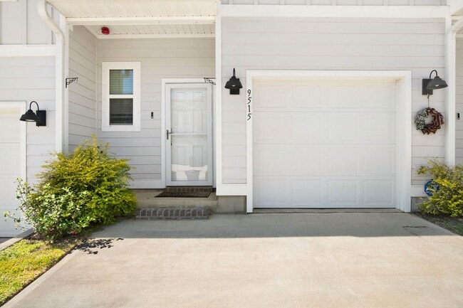 Photo - 3 bed gated community home with community ...