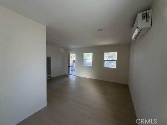 10633 Laurel Canyon Blvd
