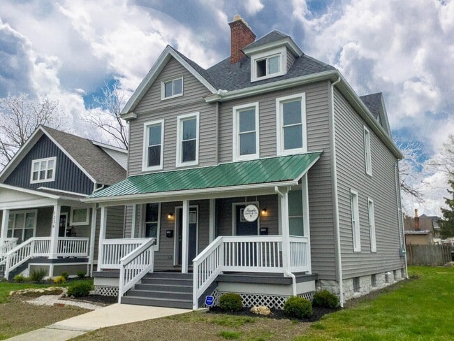 Photo - 1242 E Mound St