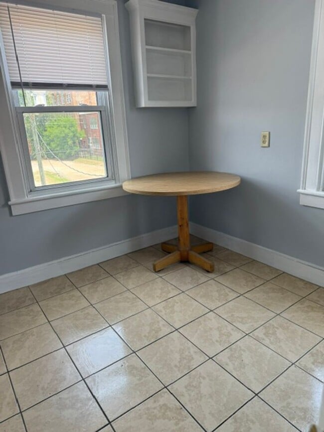 Photo - One Bedroom in Olde Town Portsmouth Unit 3