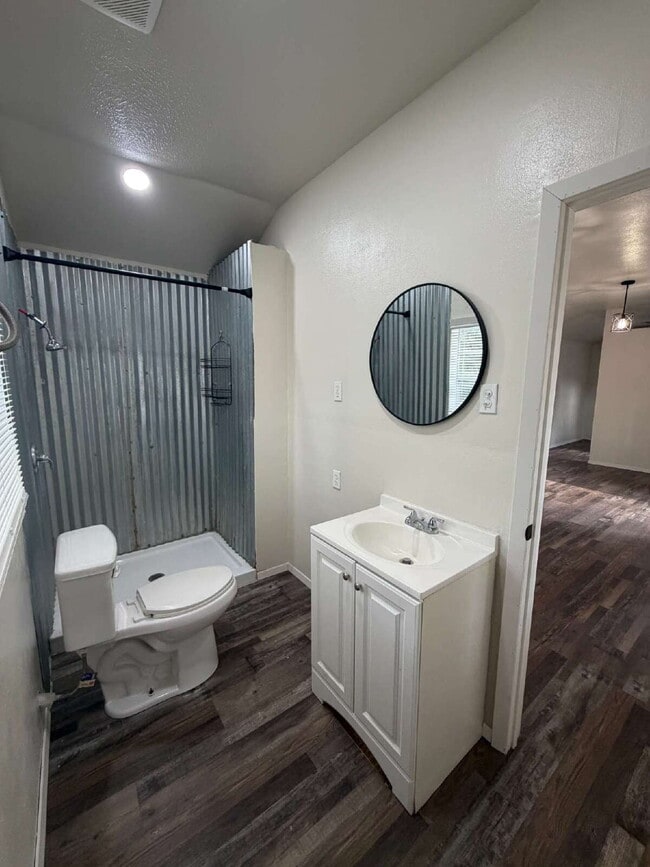 Building Photo - Charming 1-Bedroom Home with Modern Amenities in Longview, TX!