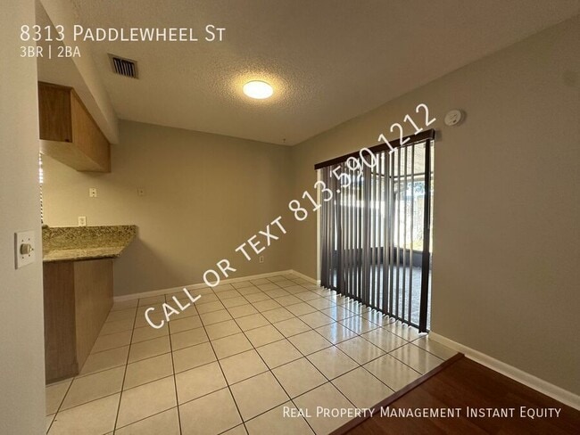 Photo - 8313 Paddlewheel St