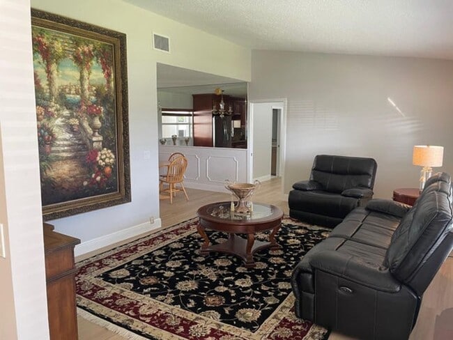 Photo - 2601 W Carandis Rd