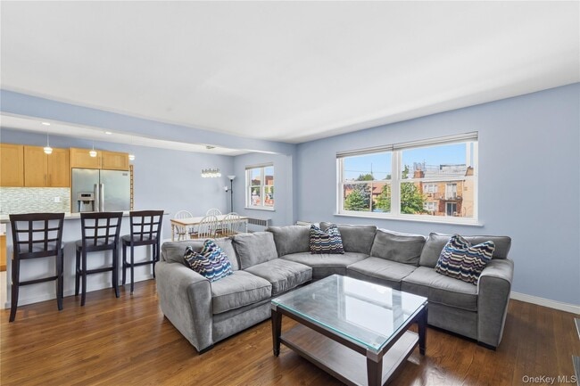 Photo - 59-17 Kissena Blvd Unit 3FL