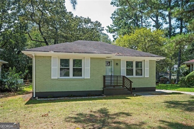 Photo - 2823 McAfee Rd