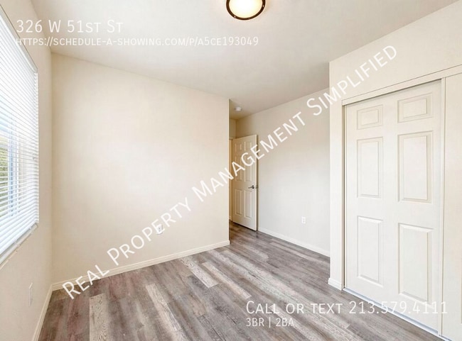 Photo - 326 W 51st St
