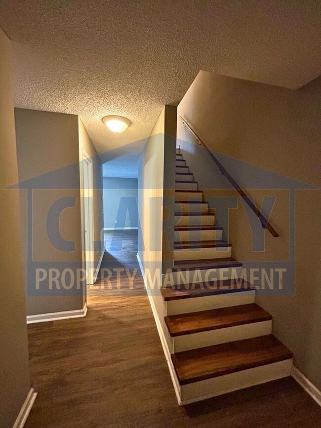 Photo - 2191 Old Harrison Pike NW Unit Apt 1