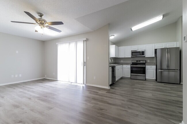 Photo - 1034 Gore Dr