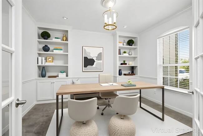 Photo - 2923 Golden Honey Ln