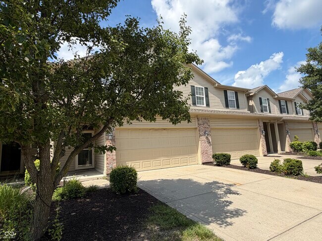 Photo - 2424 Boyer Ln