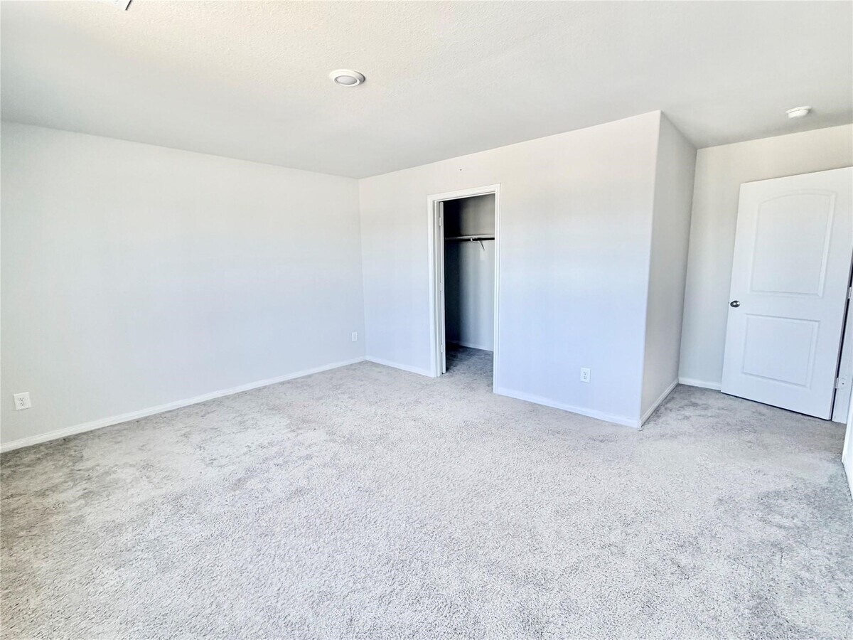 Photo - 1395 Rd 5102
