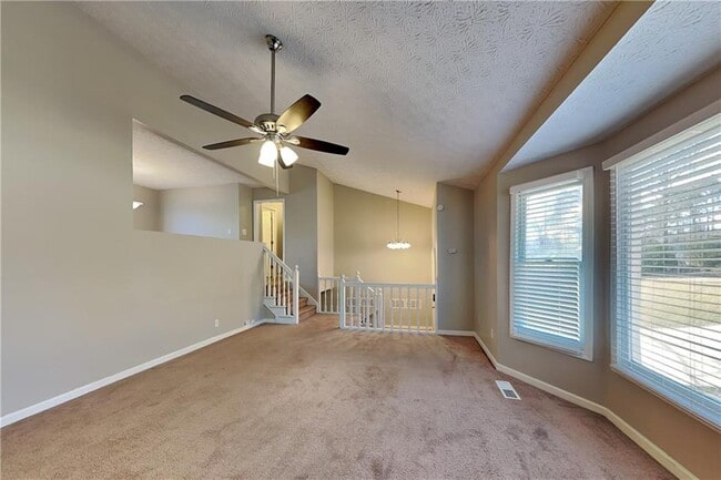 Photo - 43 Apple Jack Dr