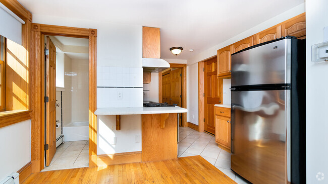 Building Photo - 87 Myrtle St Unit 89 #5 Rental