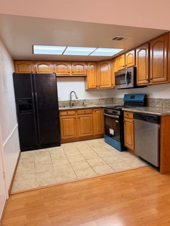 Photo - 3731-3733 Scallop Court Unit 3733